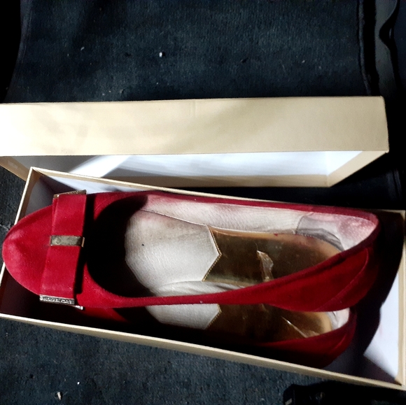 flats - Picture 3 of 6